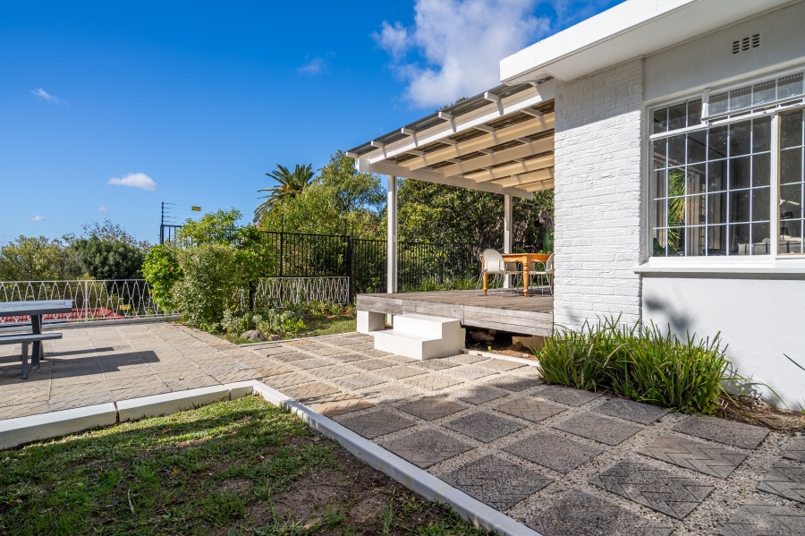7 Bedroom Property for Sale in Rondebosch Western Cape